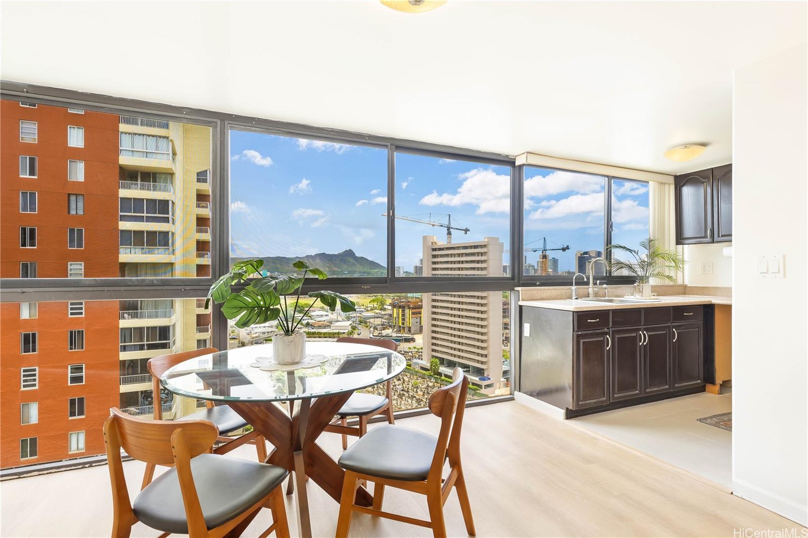 2724 Kahoaloha Lane  Unit 1906