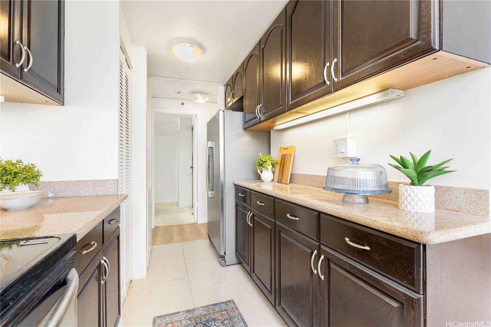2724 Kahoaloha Lane  Unit 1906