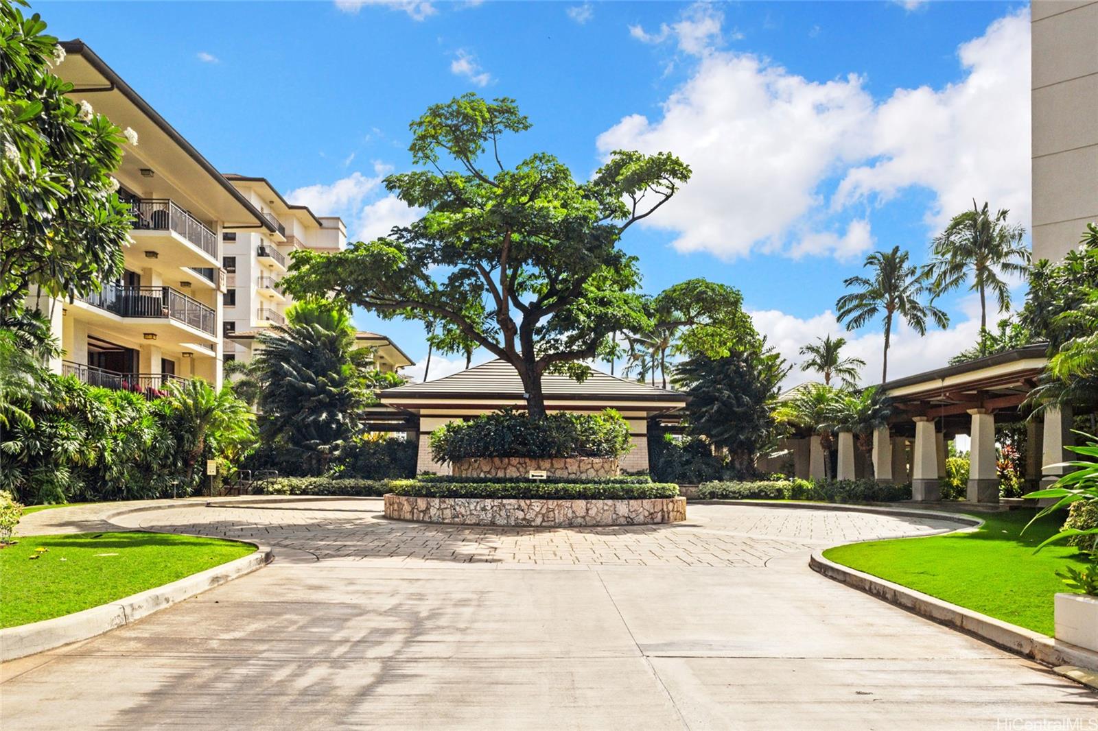 92-104 Waialii Place O215