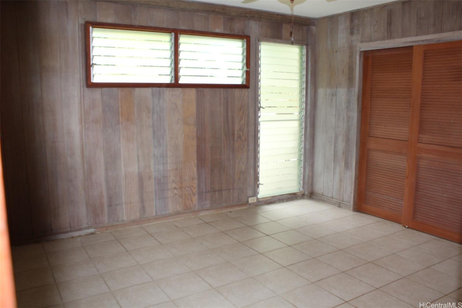 Photo 7 of 21