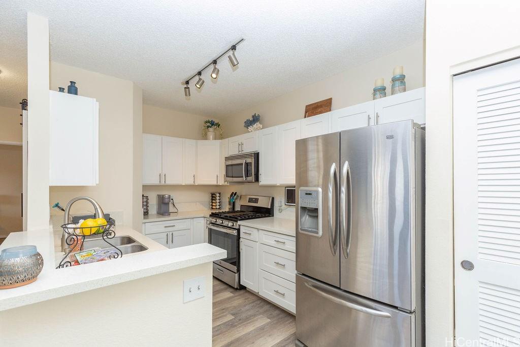91-525 Puamaeole Street  Unit 37R