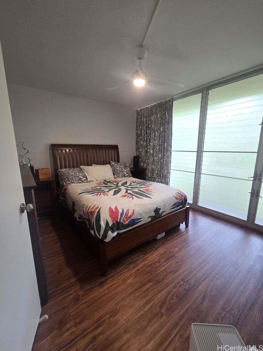 Photo 19 of 21