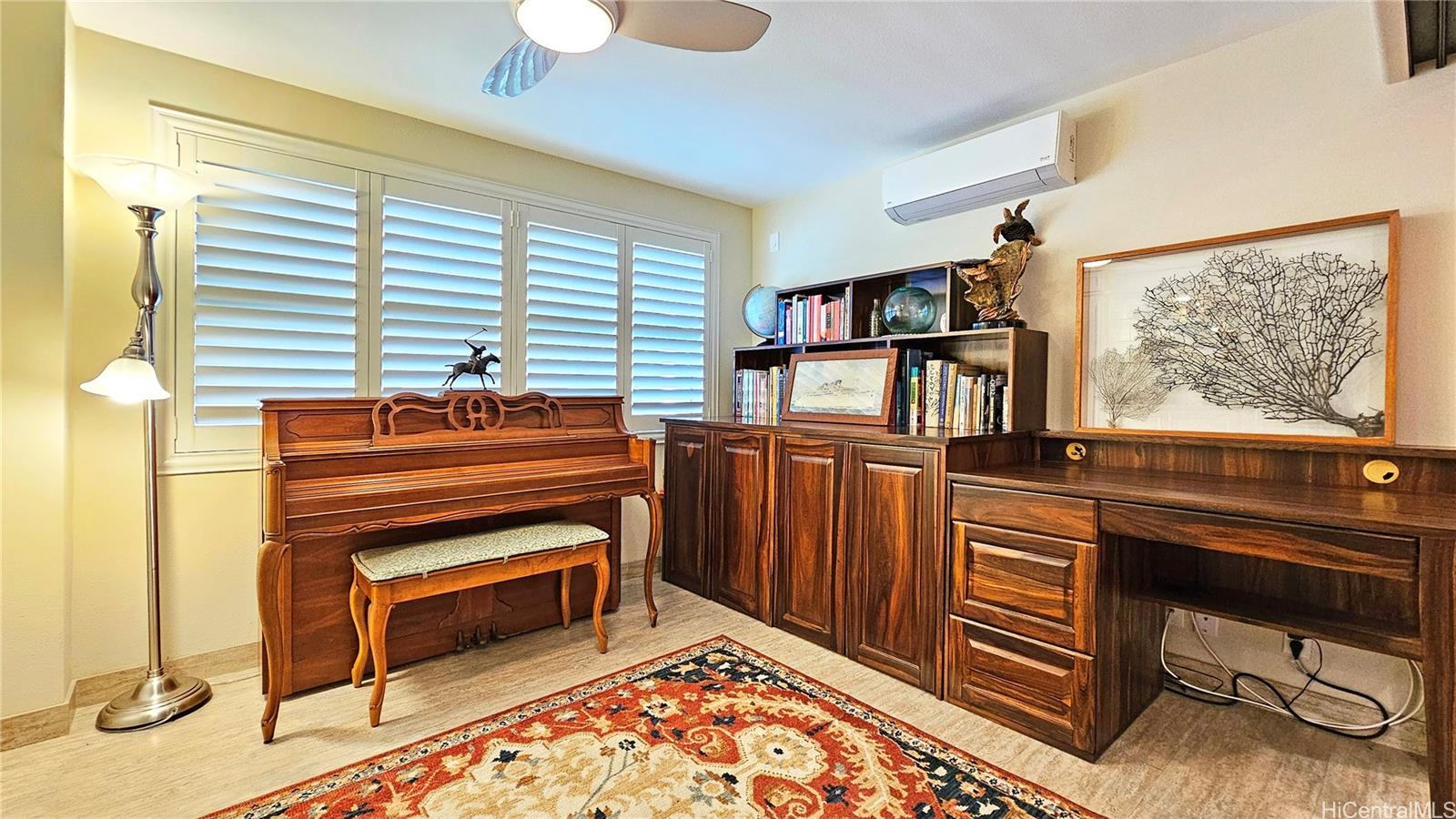 2999 Kalakaua Avenue  Unit 404