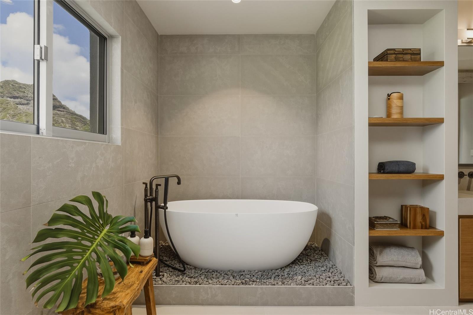 2969 Kalakaua Avenue  Unit 1201