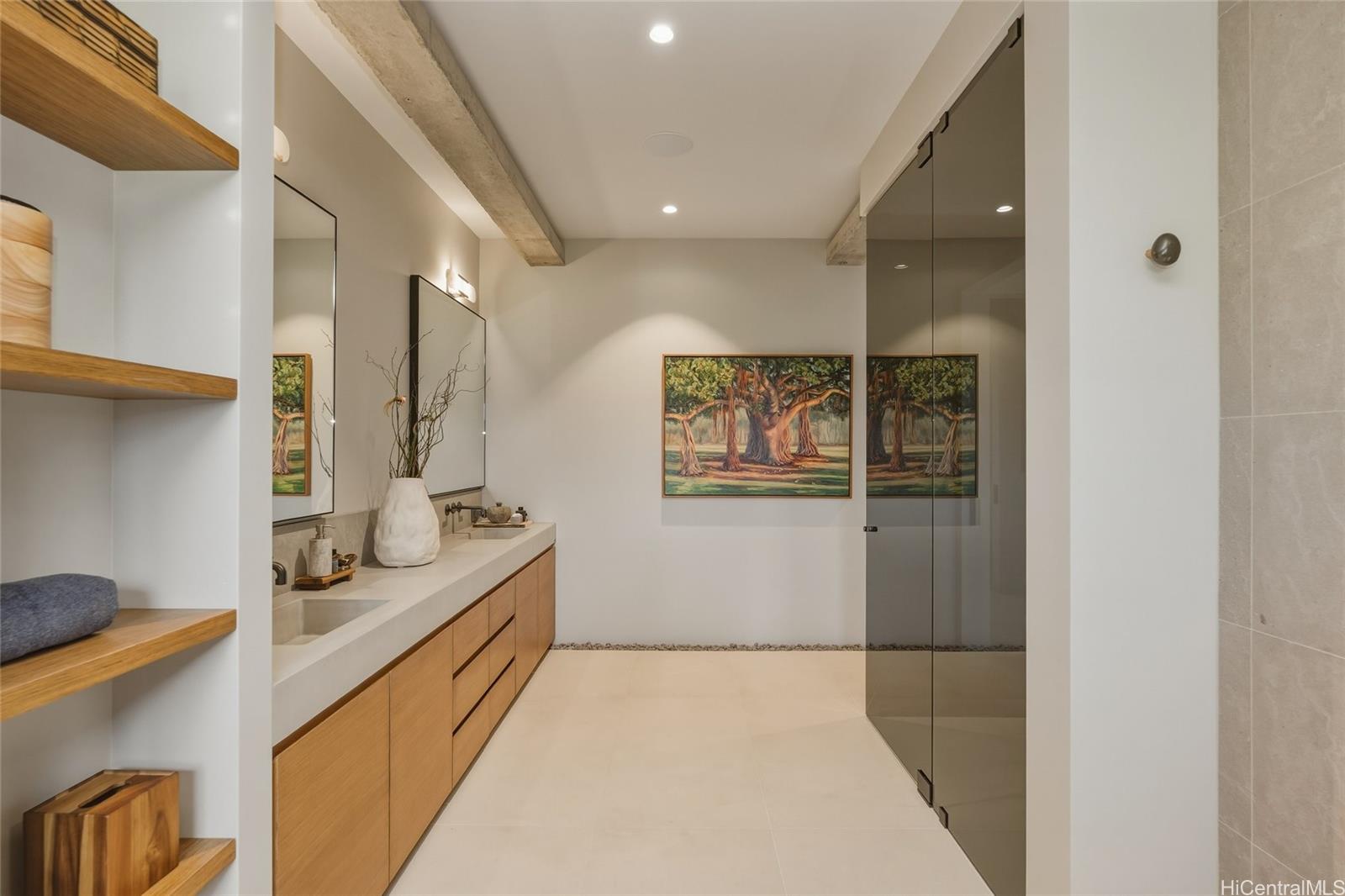 2969 Kalakaua Avenue  Unit 1201