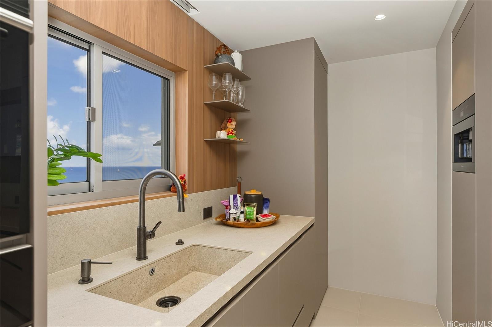 2969 Kalakaua Avenue  Unit 1201