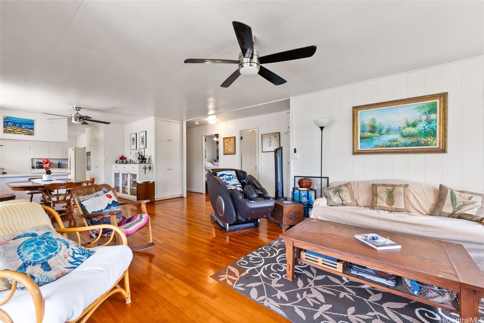 306 Moomuku Place