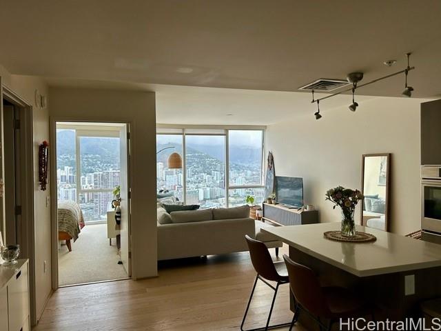 888 Kapiolani Boulevard 4312