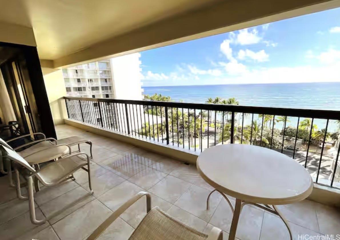 2470 Kalakaua Avenue  Unit 903
