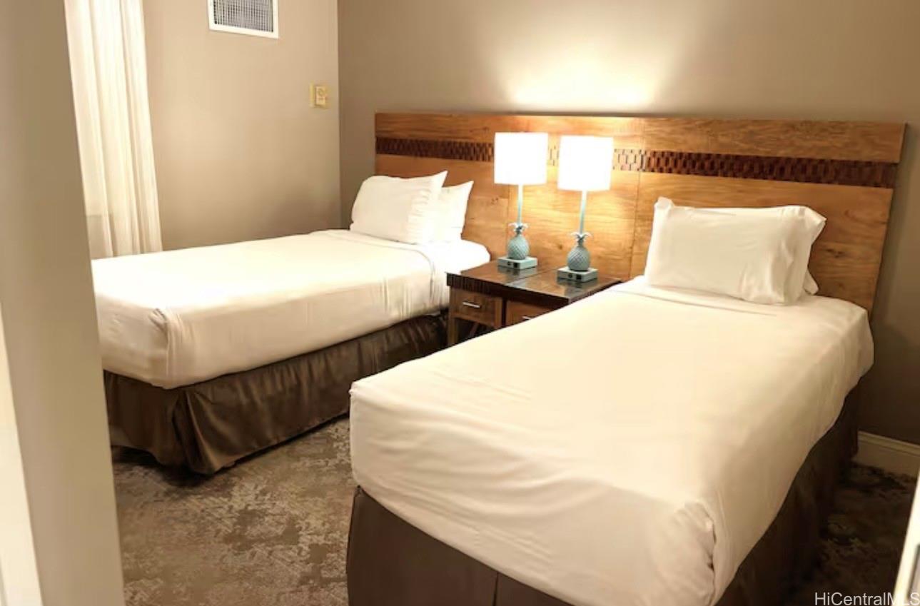 2470 Kalakaua Avenue  Unit 903
