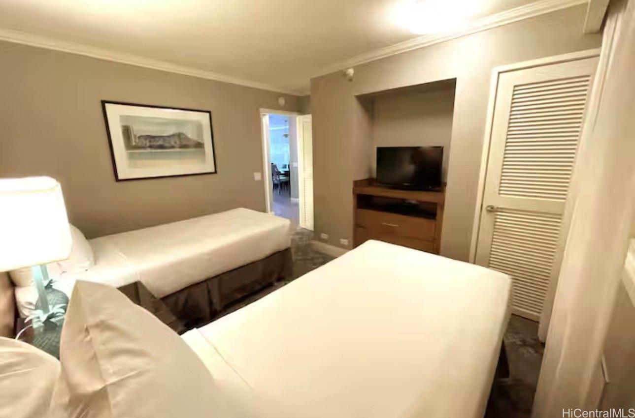 2470 Kalakaua Avenue  Unit 903