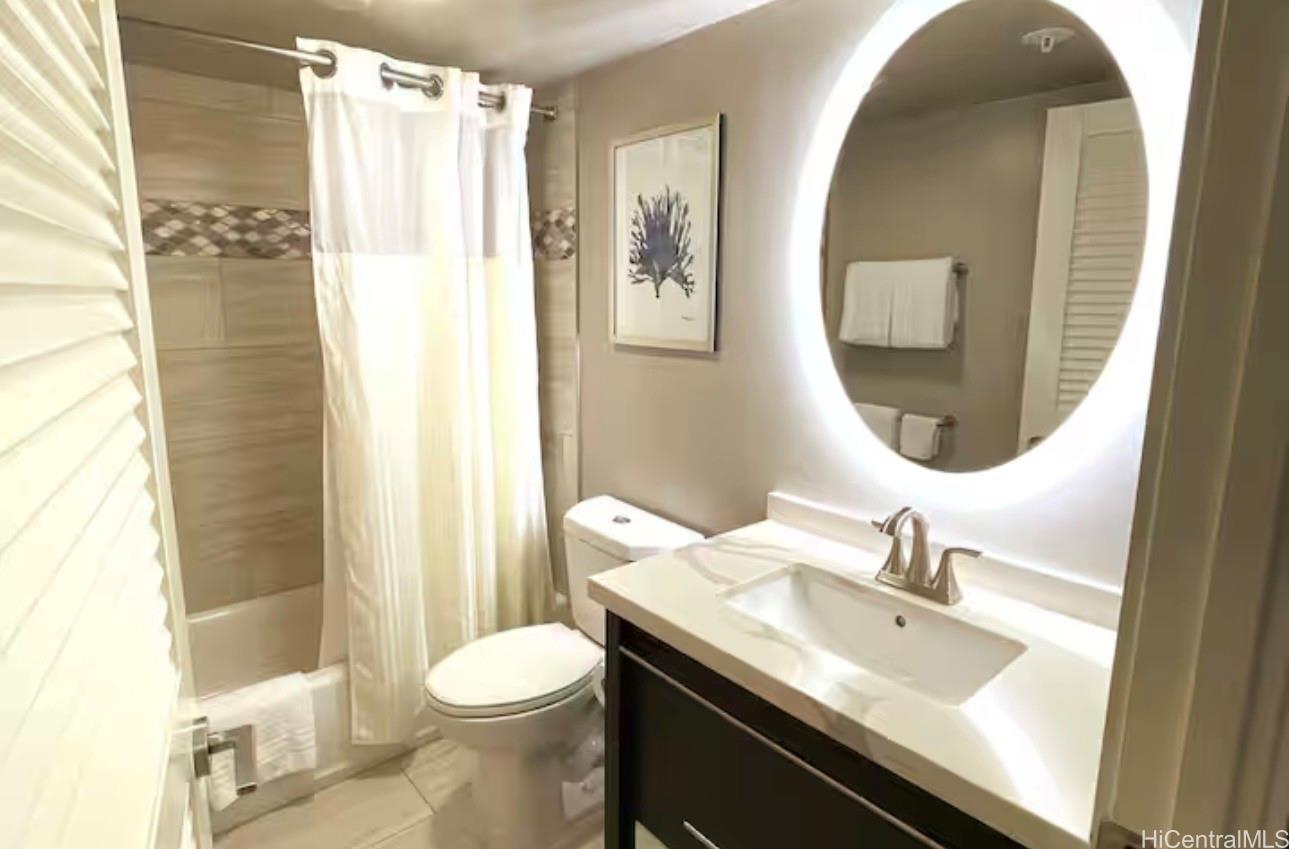2470 Kalakaua Avenue  Unit 903