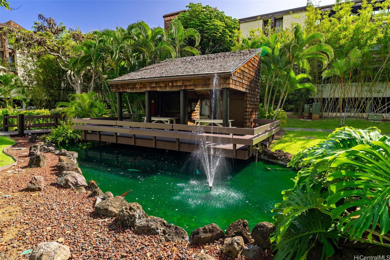 1015 Aoloa Place  Unit 437