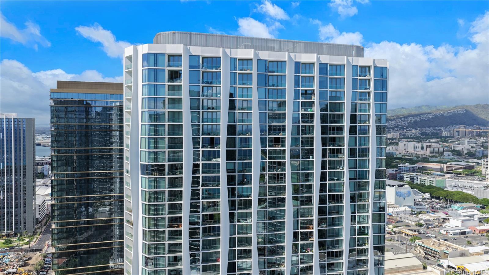 1000 Auahi Street 3709