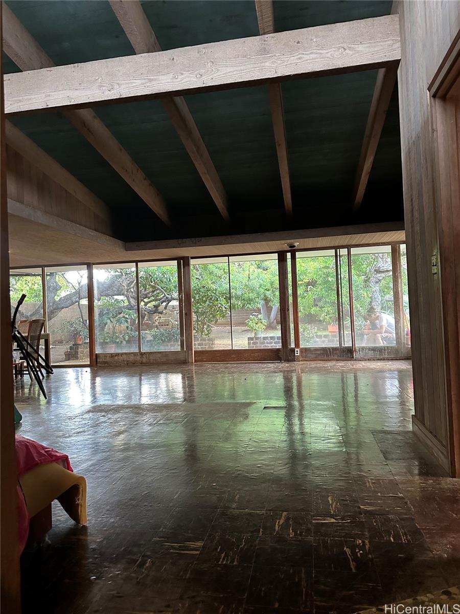 Photo 5 of 25