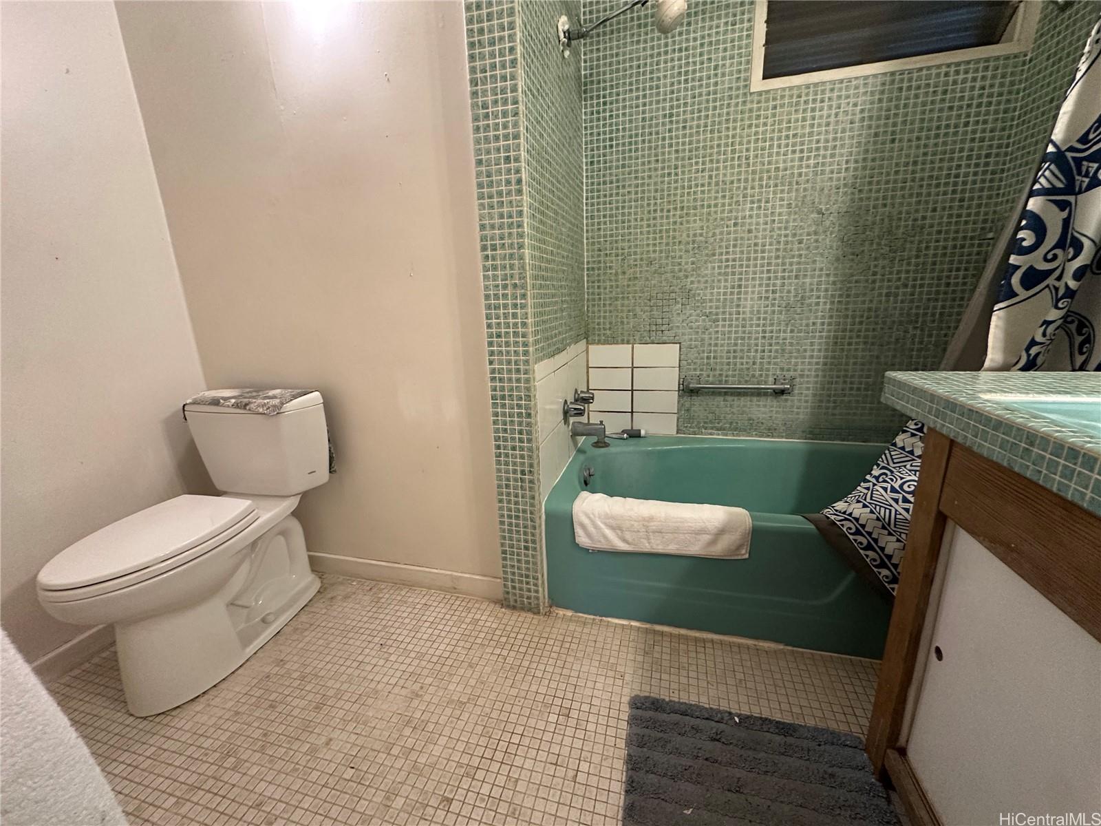 Photo 6 of 25