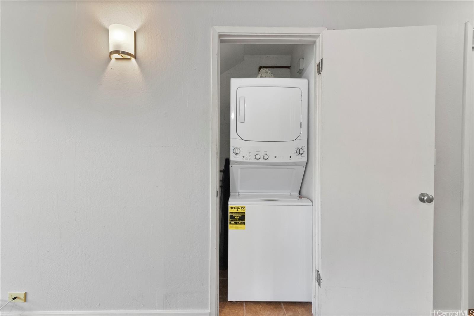 4958 Kilauea Avenue  Unit 2