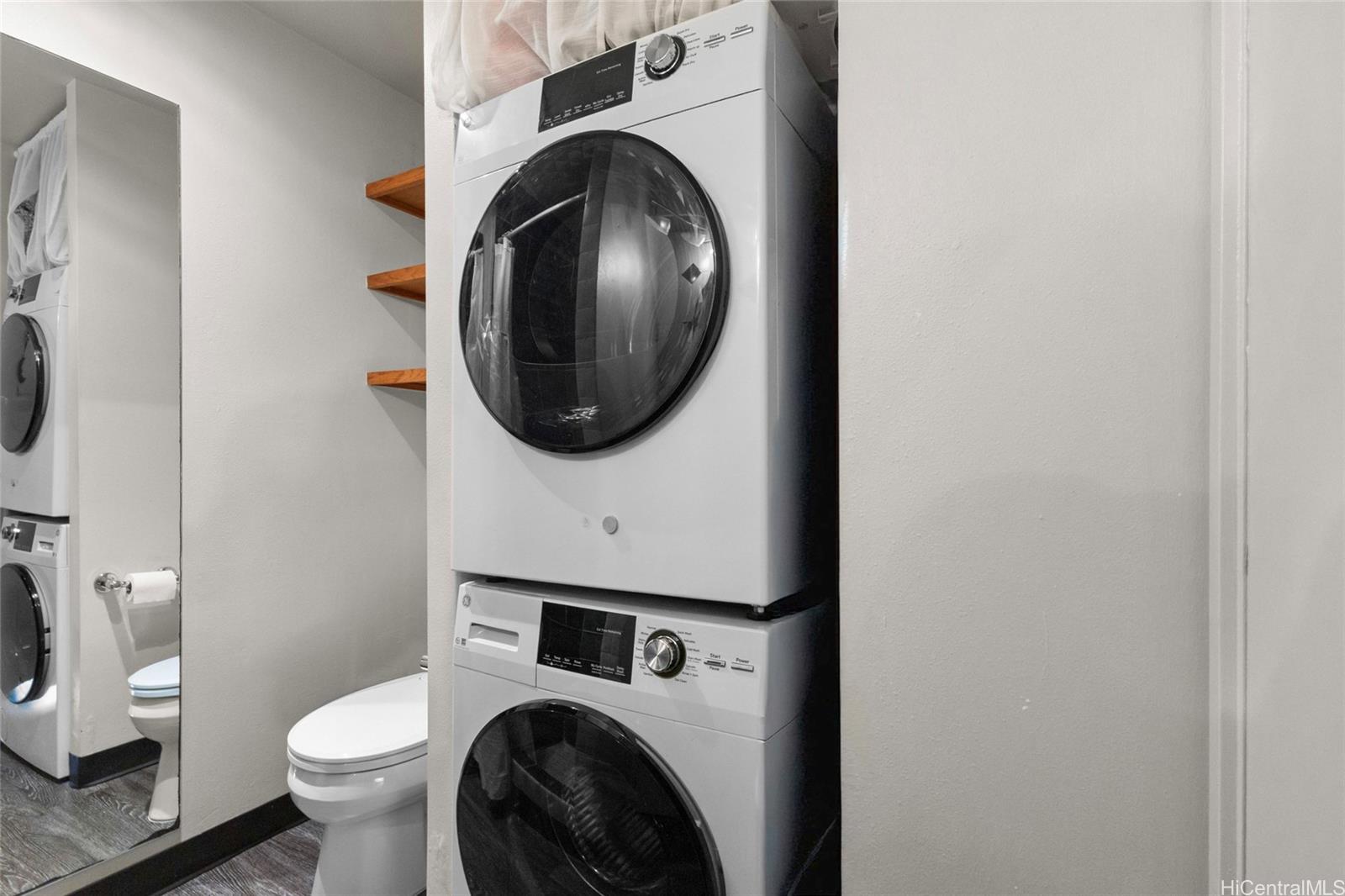 700 Richards Street  Unit 1206