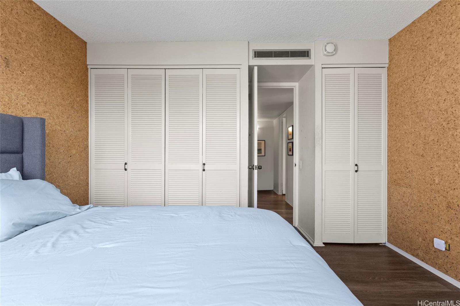 700 Richards Street  Unit 1206