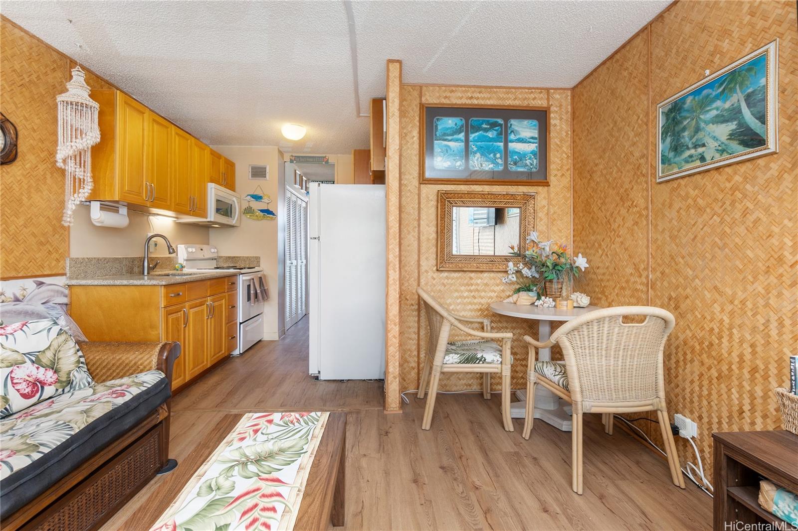 84-965 Farrington Highway  Unit A206