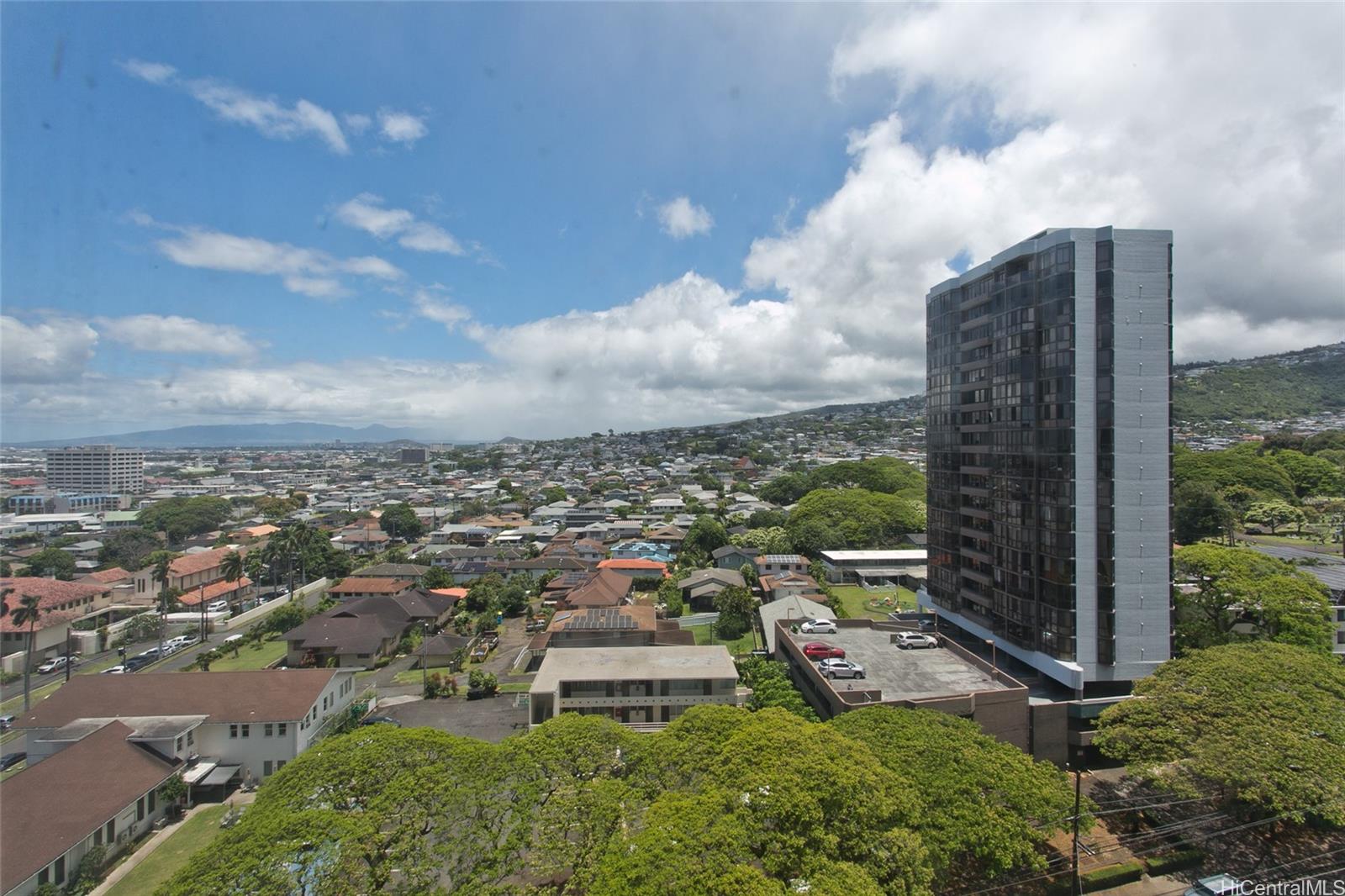 2029 Nuuanu Avenue  Unit 1605