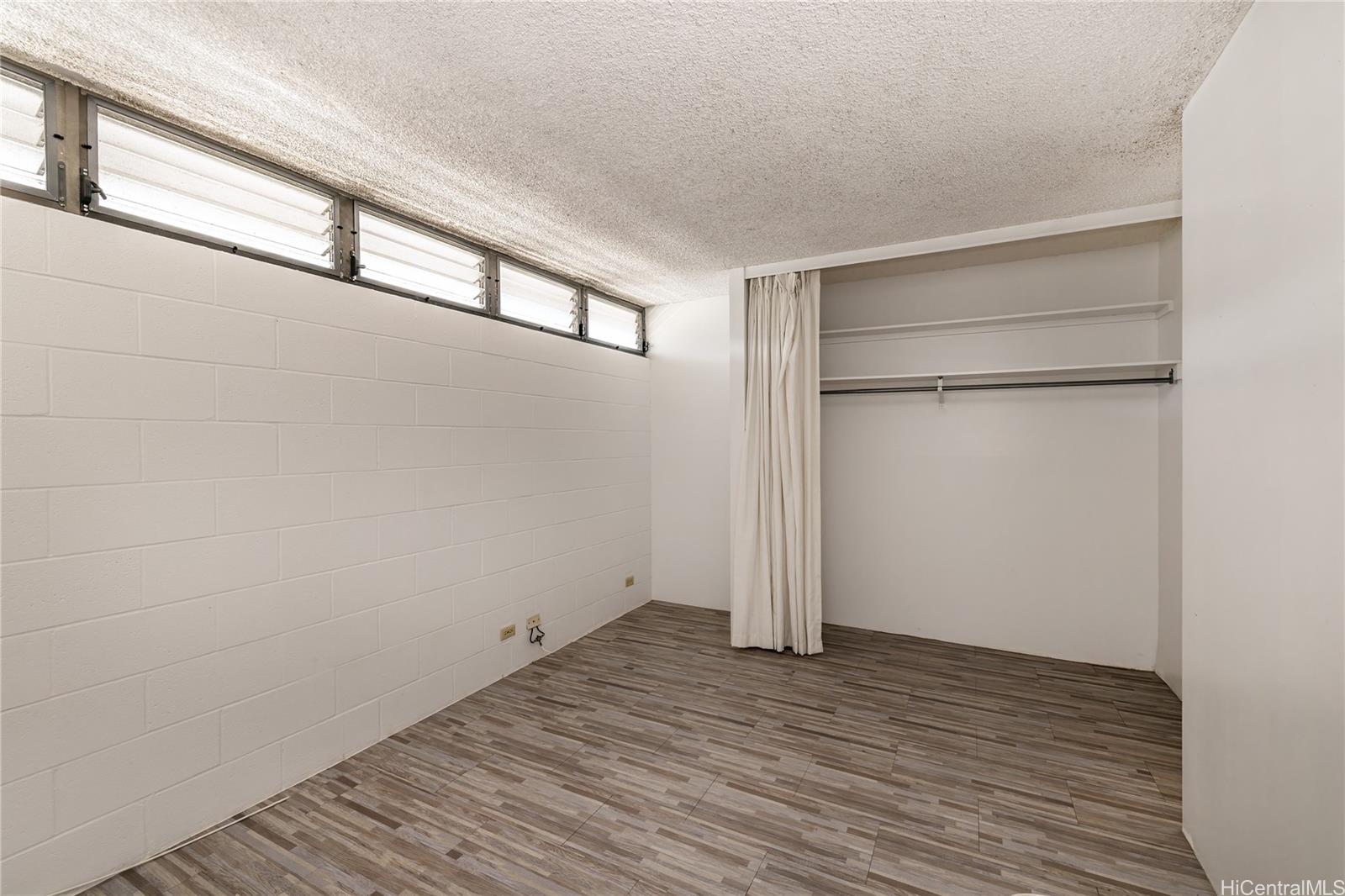 1630 Liholiho Street  Unit 1404