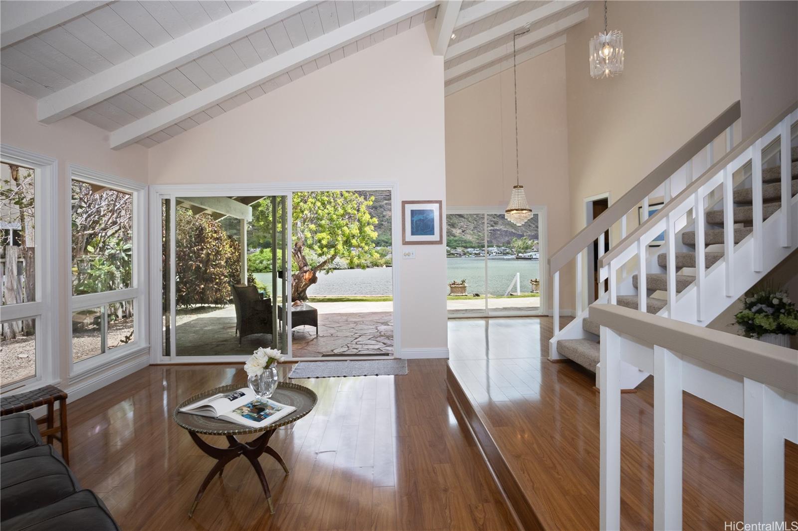 Photo 8 of 22