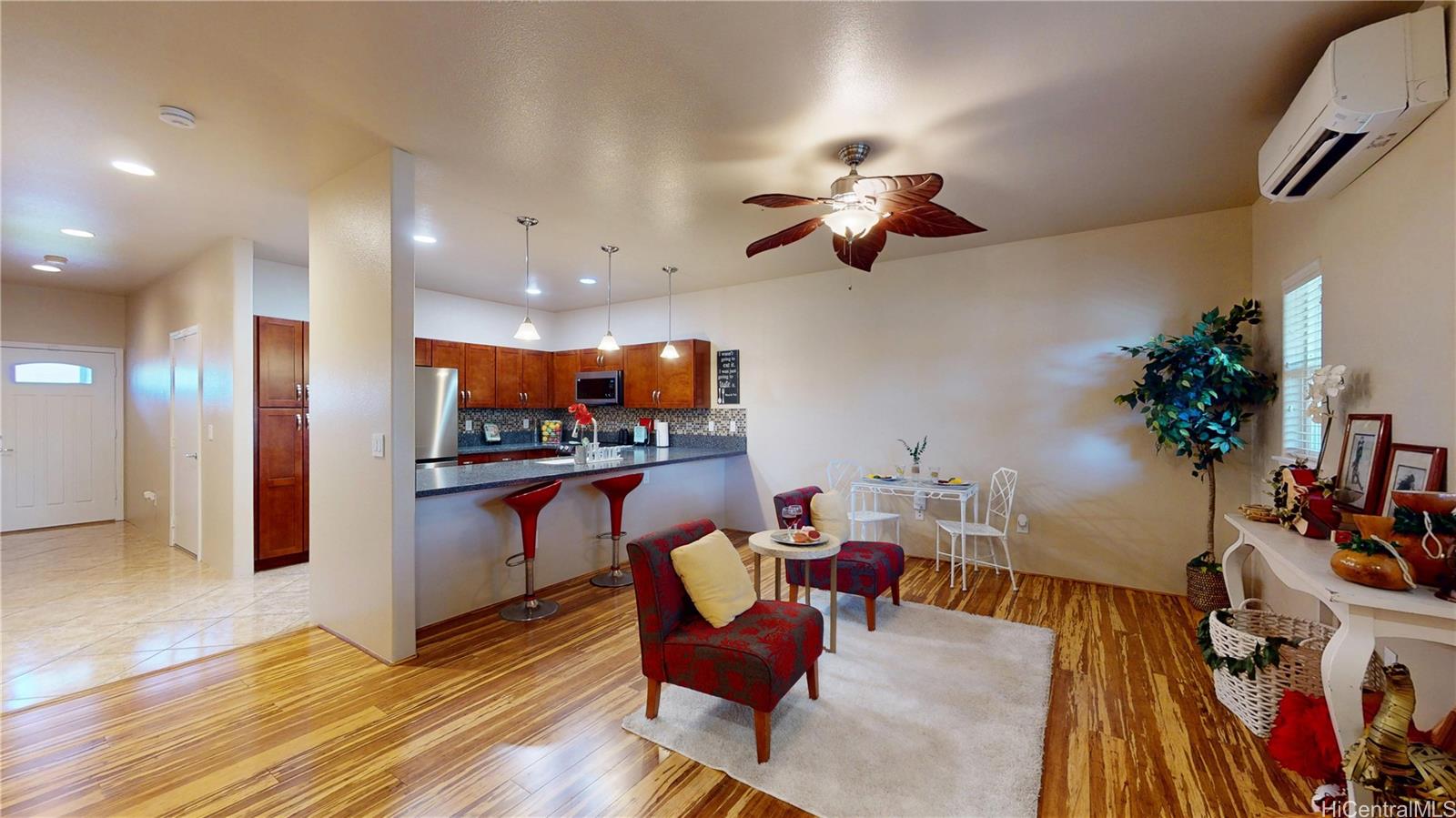 422 Kunehi Street 806