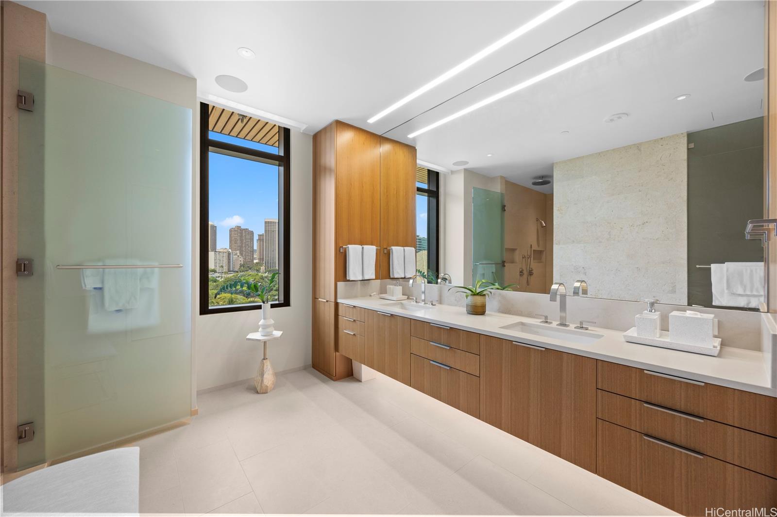 1388 Ala Moana Boulevard  Unit 8804