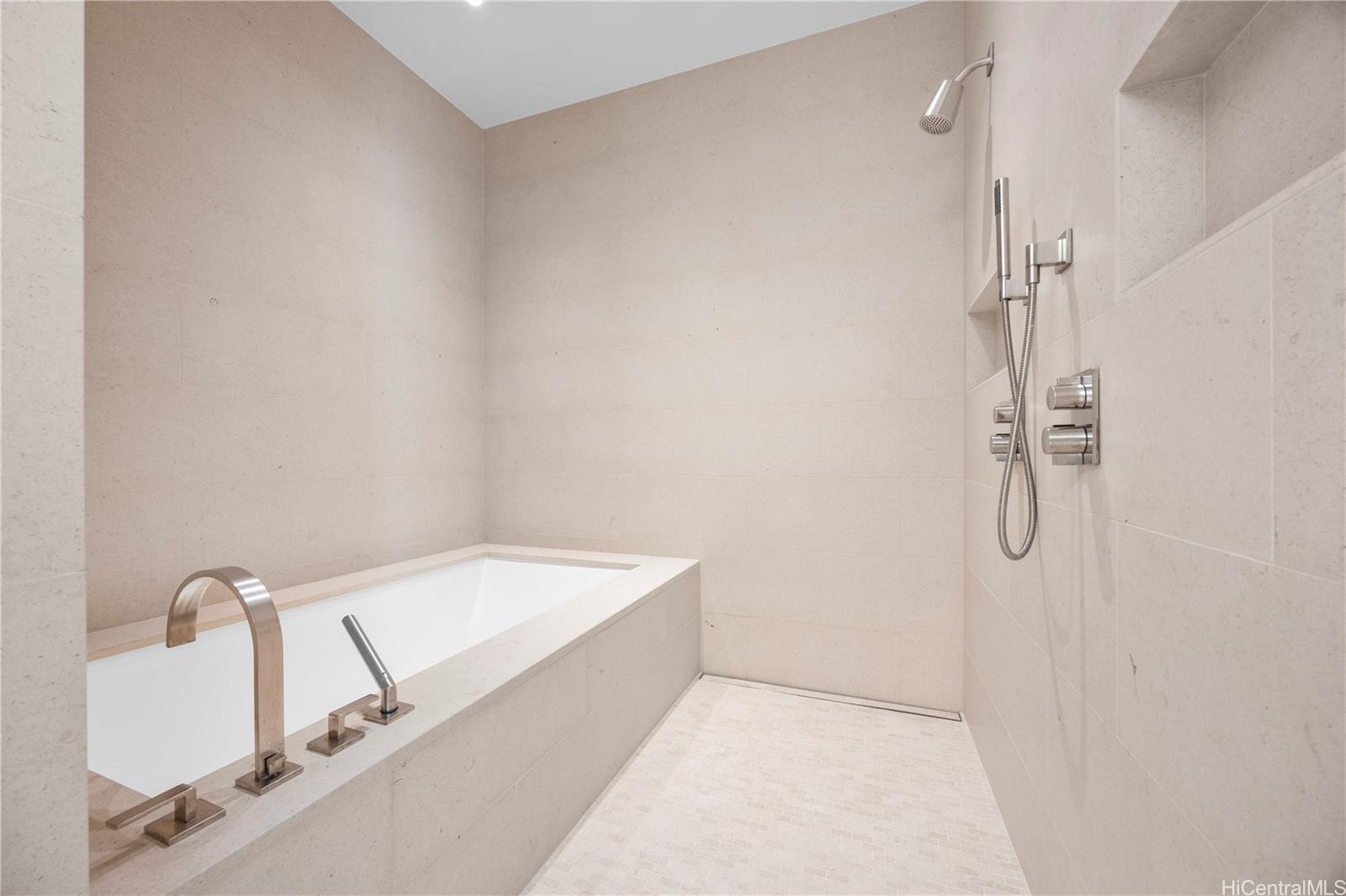 1388 Ala Moana Boulevard  Unit 8804