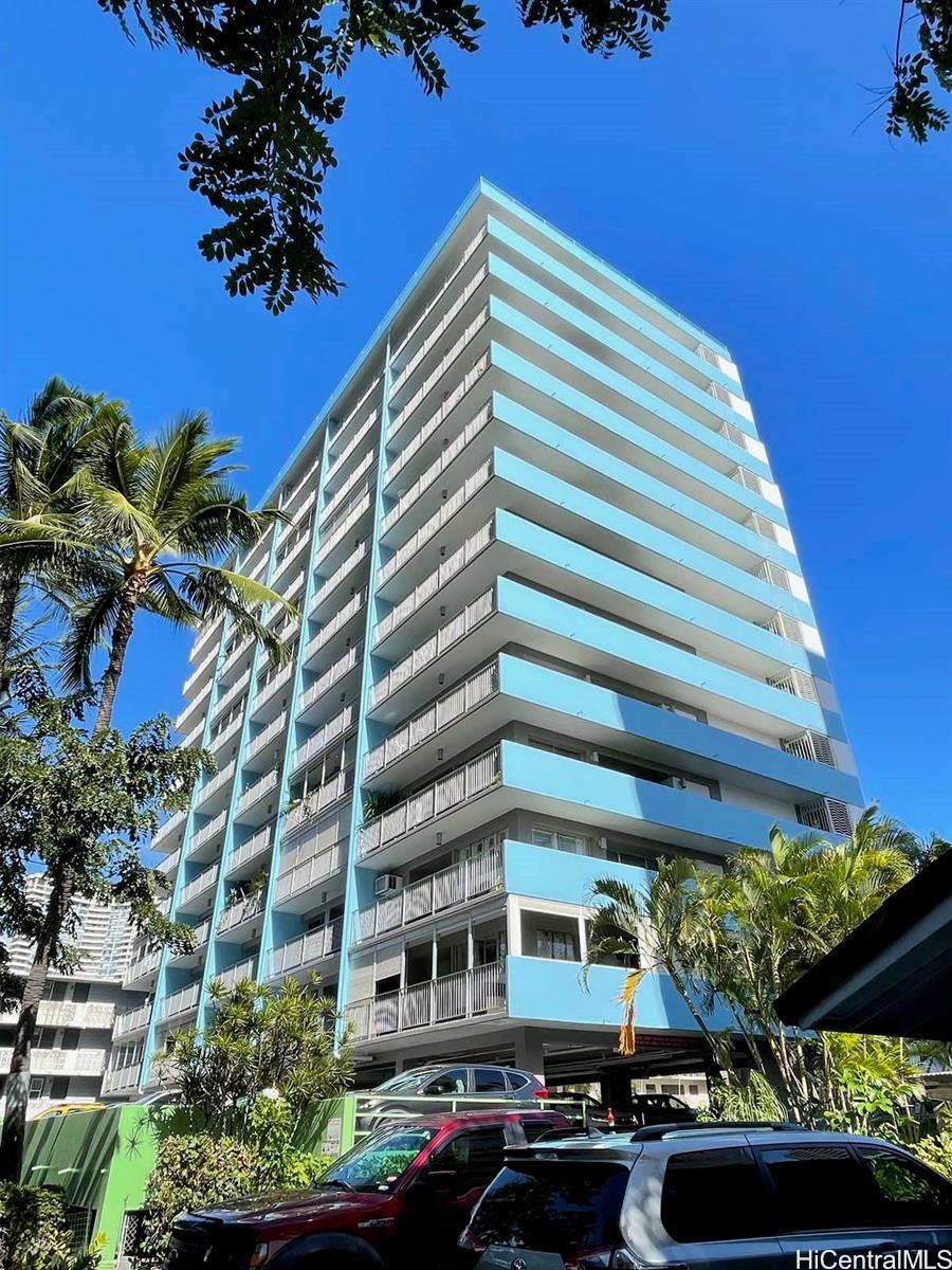 439 Keoniana Street 305