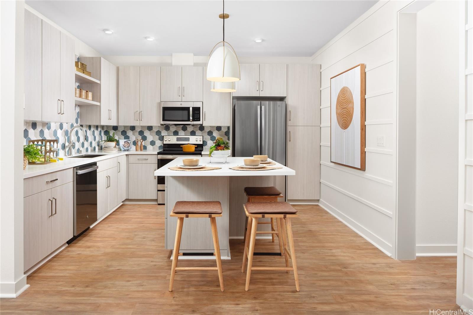 91-1101 Franklin D Roosevelt Avenue 283