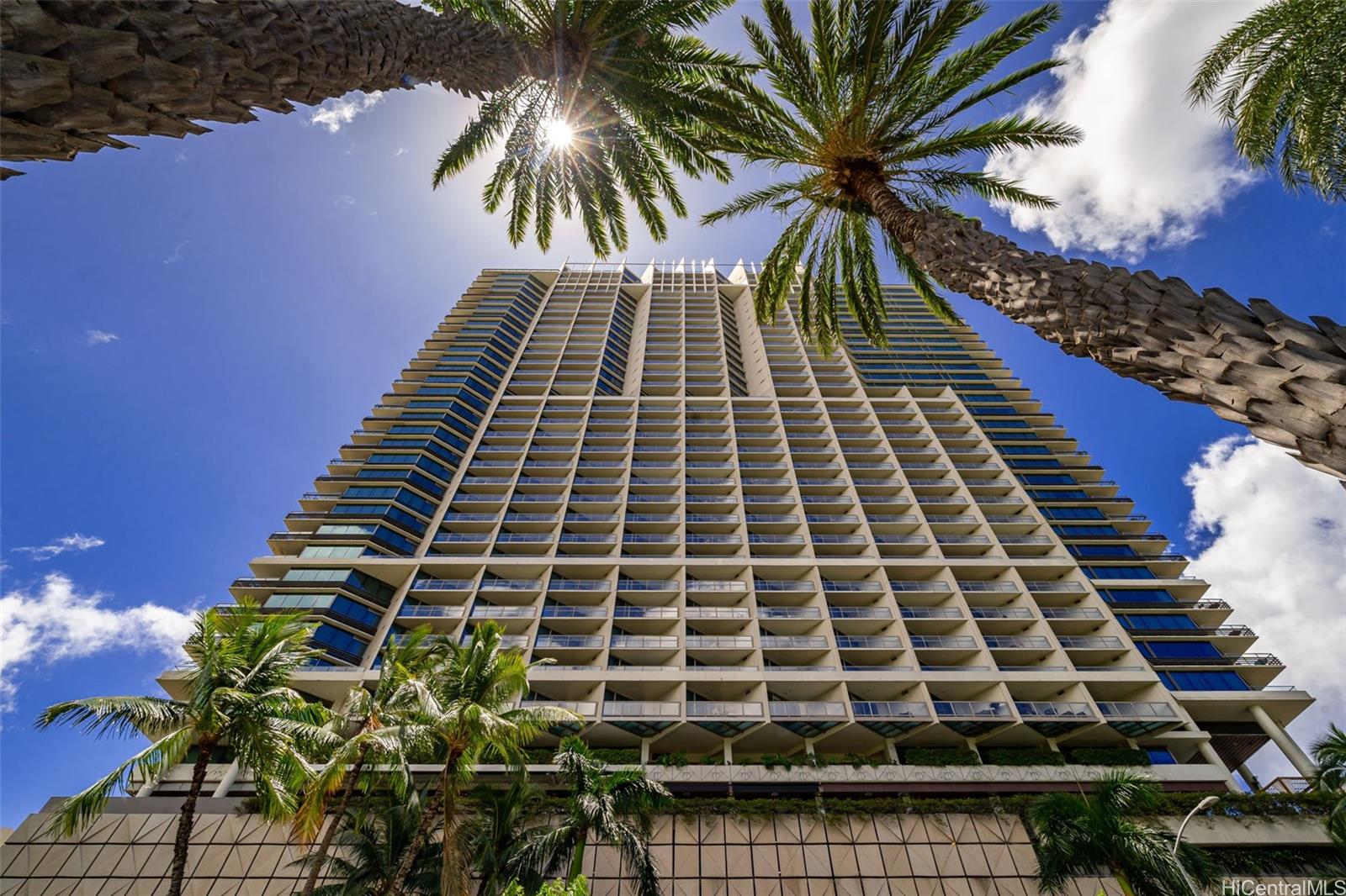 223 Saratoga Road  Unit 1008