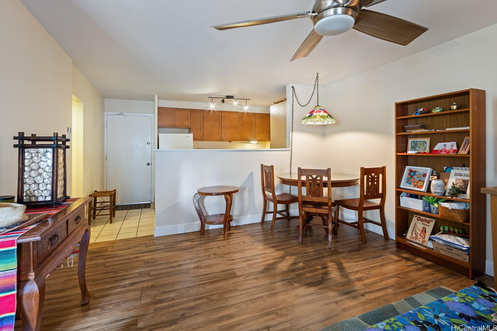 411 Kaiolu Street 504