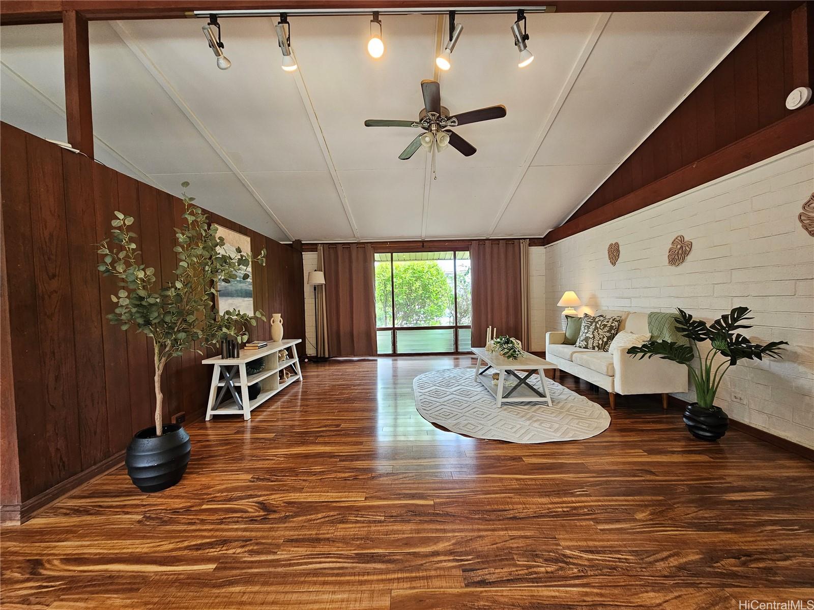 315 Iliaina Street