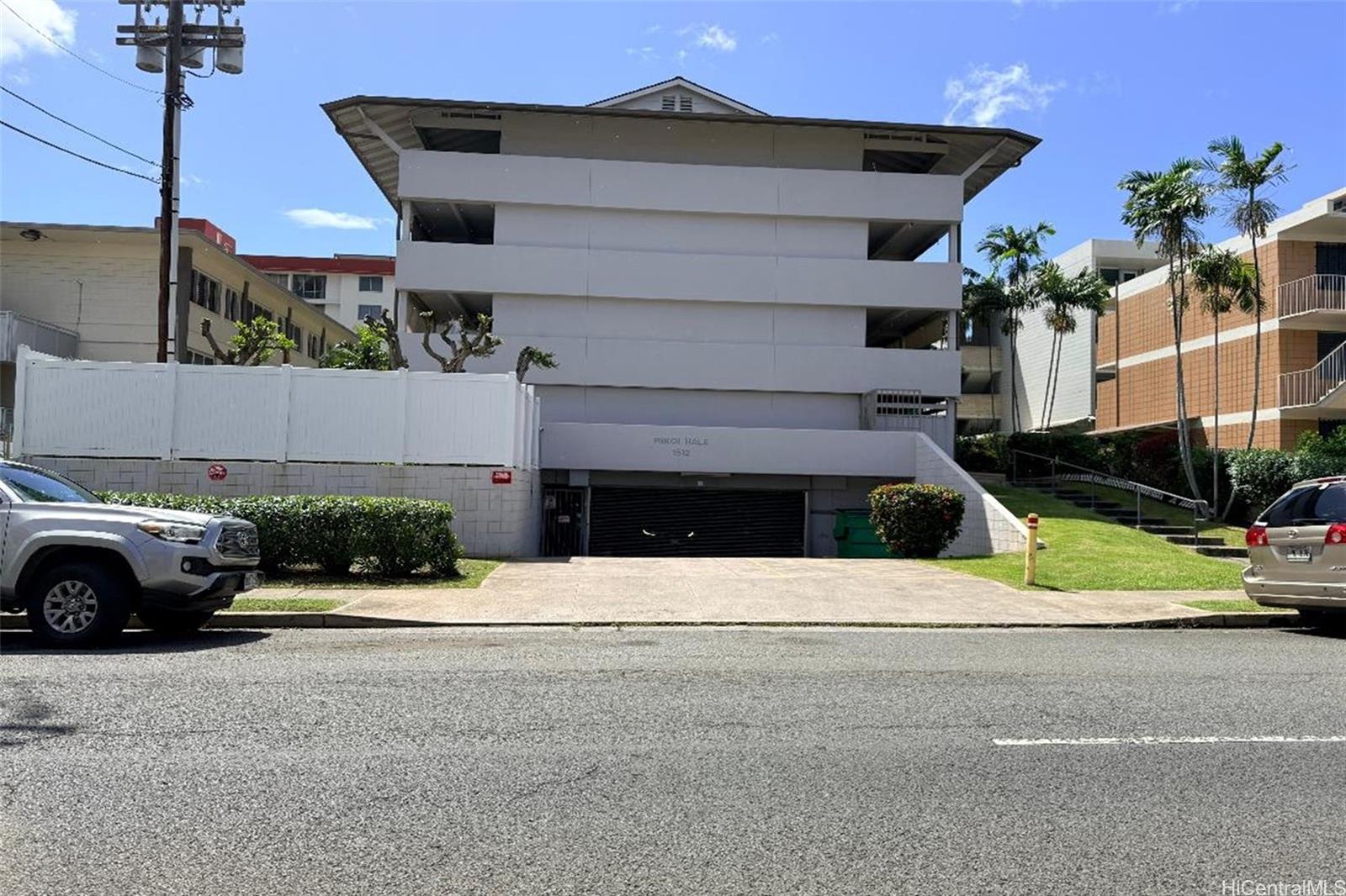 1512 Piikoi Street 203