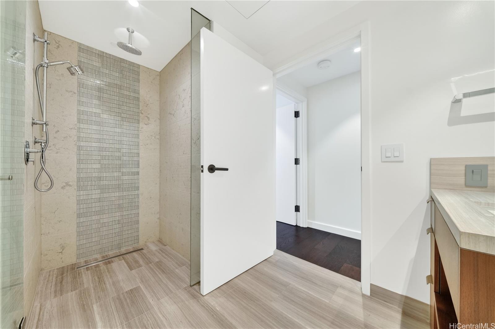 1100 Ala Moana Boulevard  Unit 1010