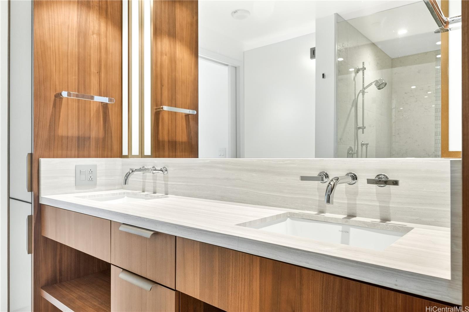 1100 Ala Moana Boulevard  Unit 1010