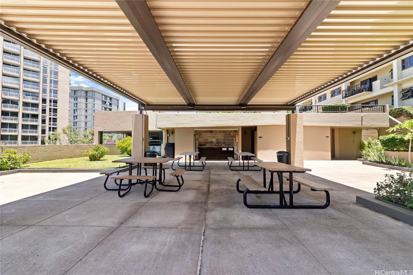 2101 Nuuanu Avenue  Unit I1002