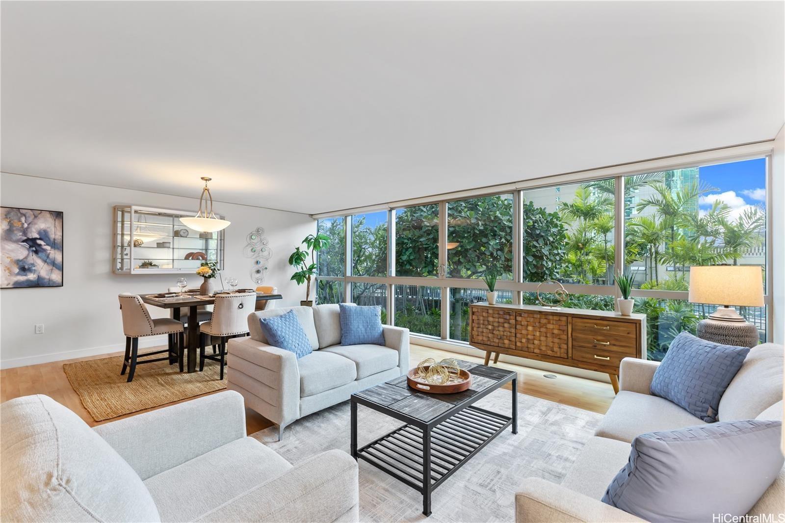 1177 Queen Street  Unit 708