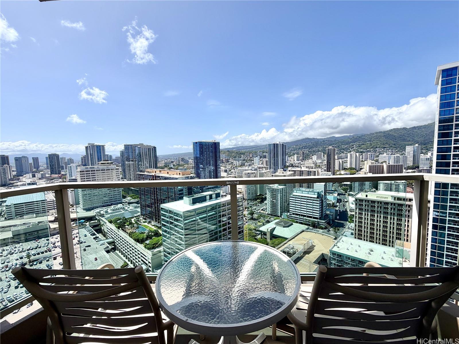 410 Atkinson Drive  Unit 3403