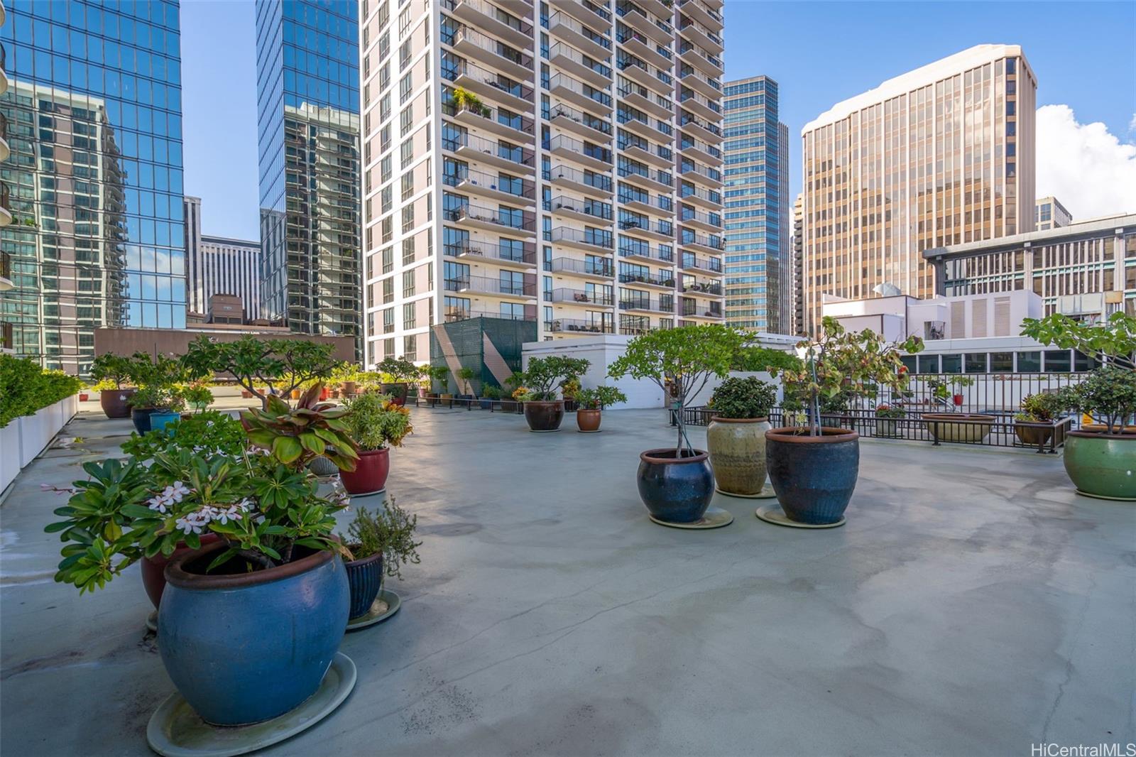 700 Richards Street  Unit 802