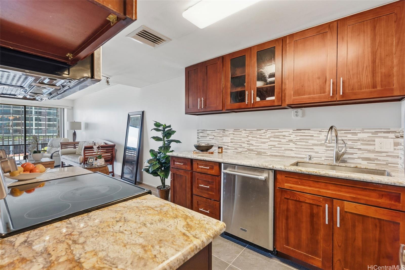 700 Richards Street  Unit 802