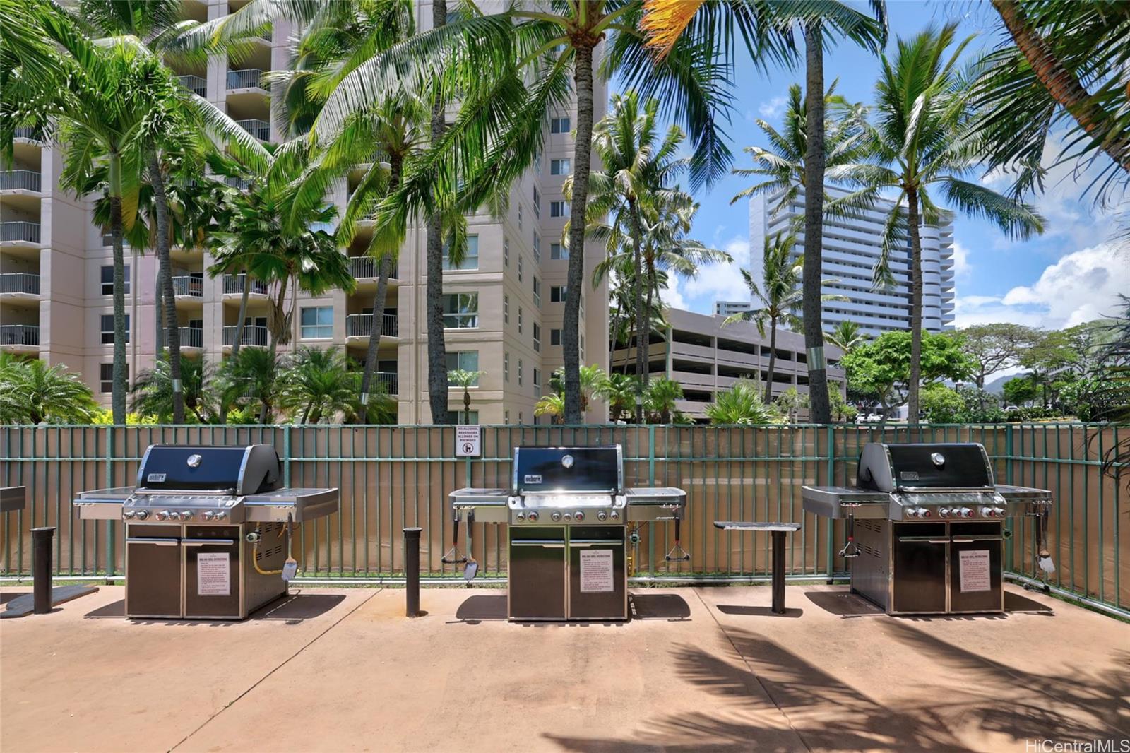 3009 Ala Makahala Place  Unit 213