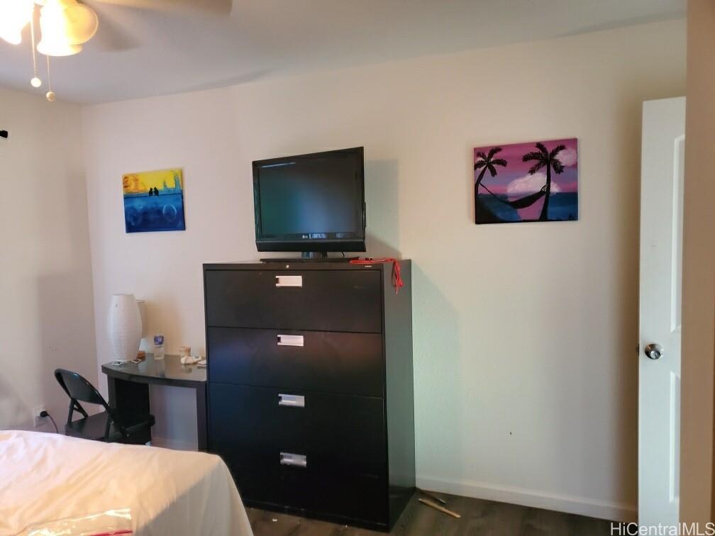 Photo 6 of 10