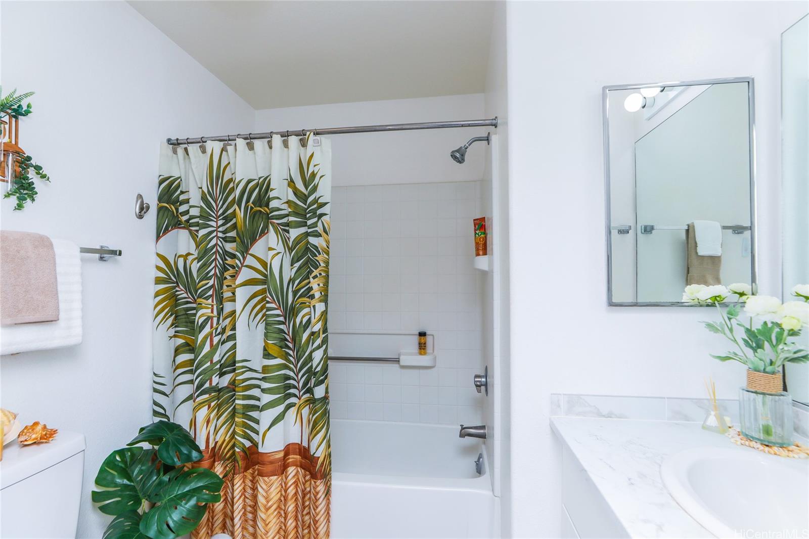 95-1029 Kaapeha Street  Unit 223