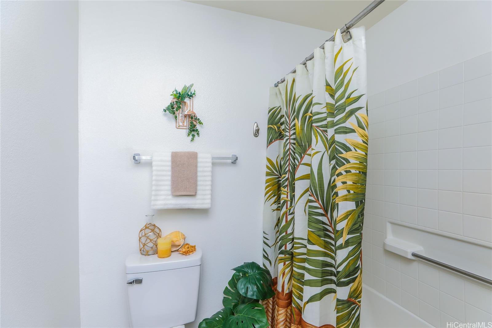 95-1029 Kaapeha Street  Unit 223