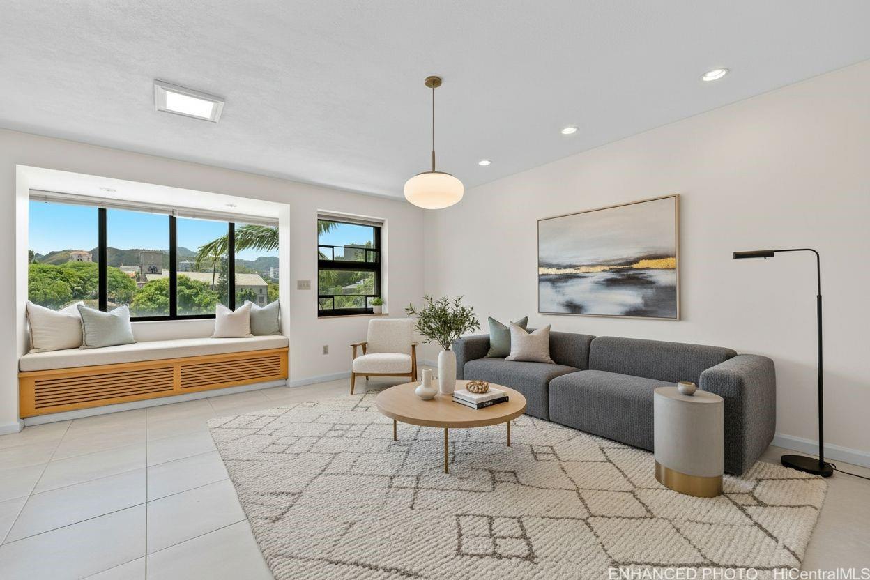 545 Queen Street  Unit 334