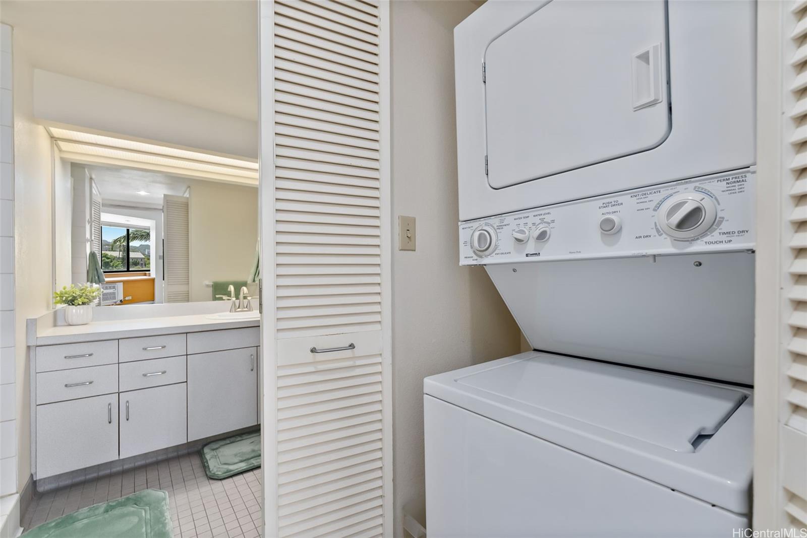 545 Queen Street  Unit 334
