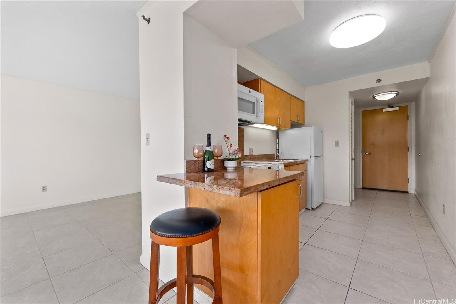 545 Queen Street  Unit 334